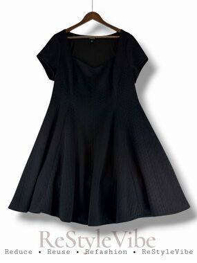 TORRID Women’s Size 2 2X 18-20 Dress Sweater Cable Knit Skater Style Lined